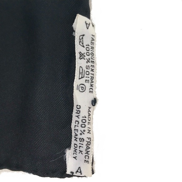 HERMES Black Scarf - Picture 13 of 13